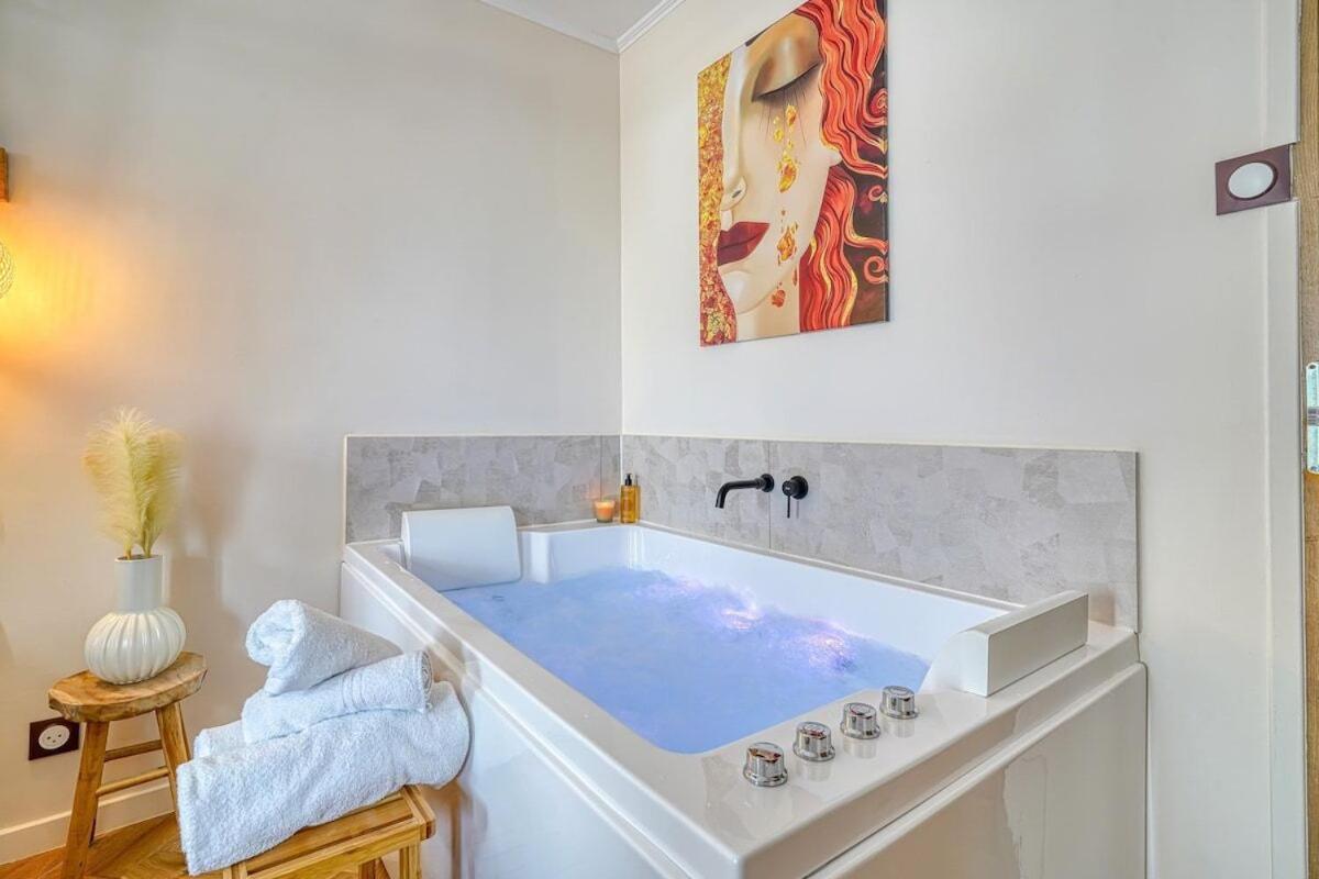 Inn Place To Be Paris La Defense Courbevoie Esterno foto